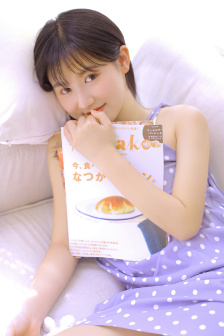 《在姨母家的客厅》中字